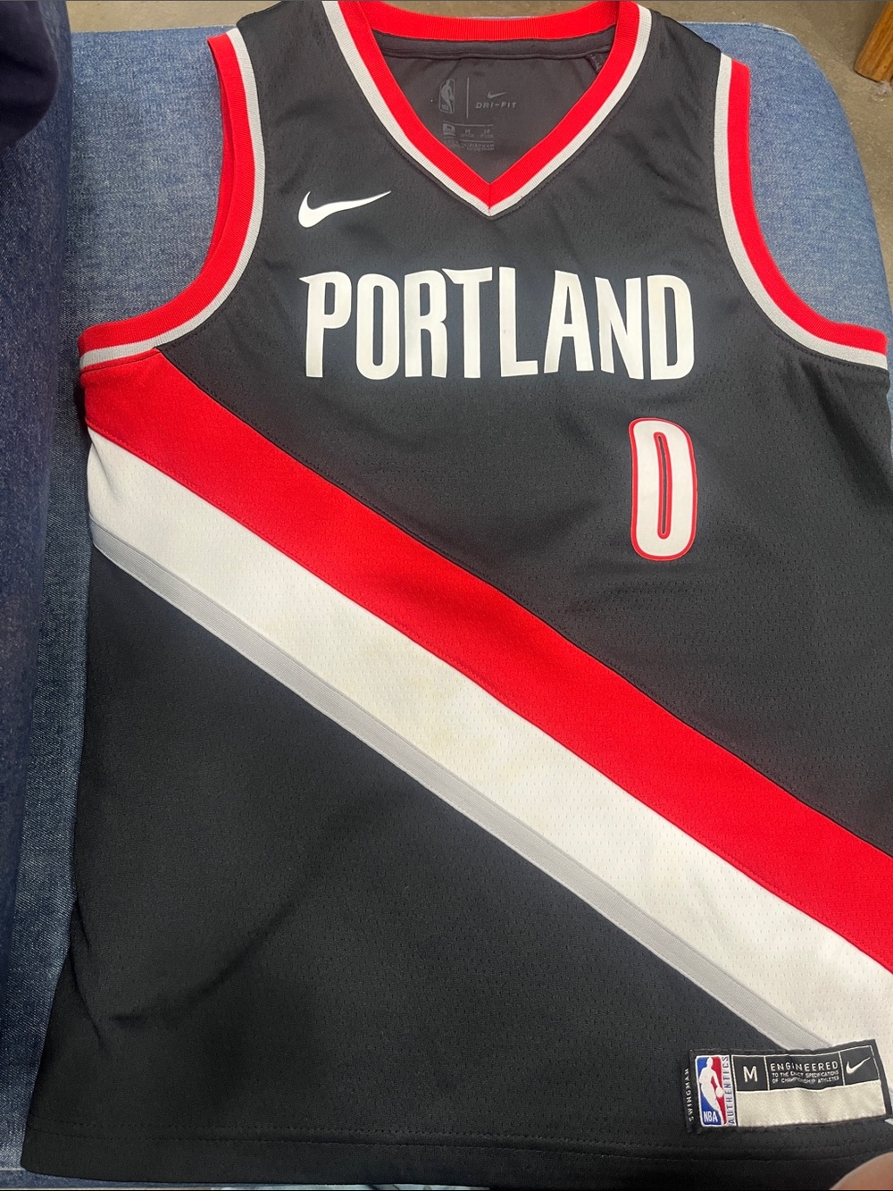 Boys (kids) Nike Black Red White Portland Basketball Jersey